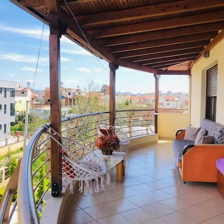 Villa Uklala Kamez Екстериор снимка