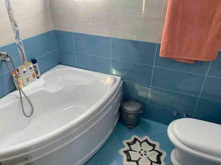 Villa Uklala Kamez Екстериор снимка